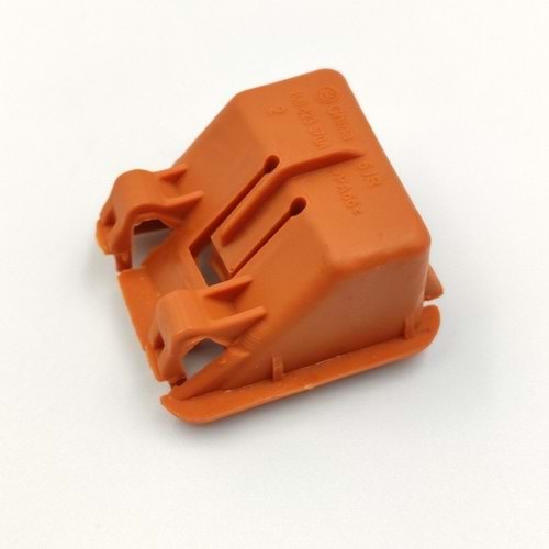 MOTOR KAPUT DEMİR PLASTİĞİ OCTAVIA FABIA